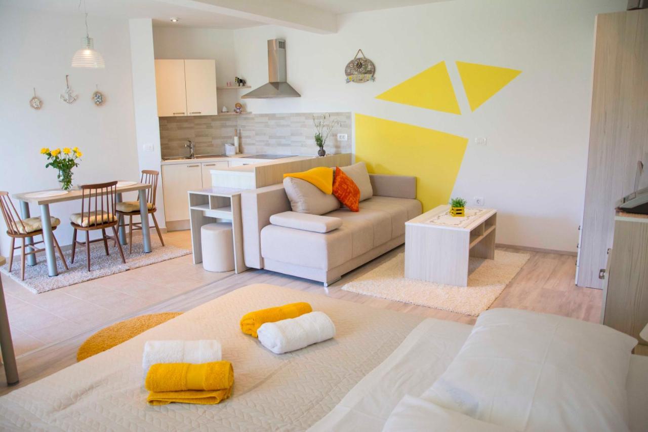 Vila Palma - App Palma & Room Figa Ankaran Luaran gambar